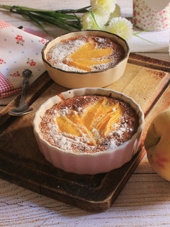 Una foto de Clafoutis de melocotón