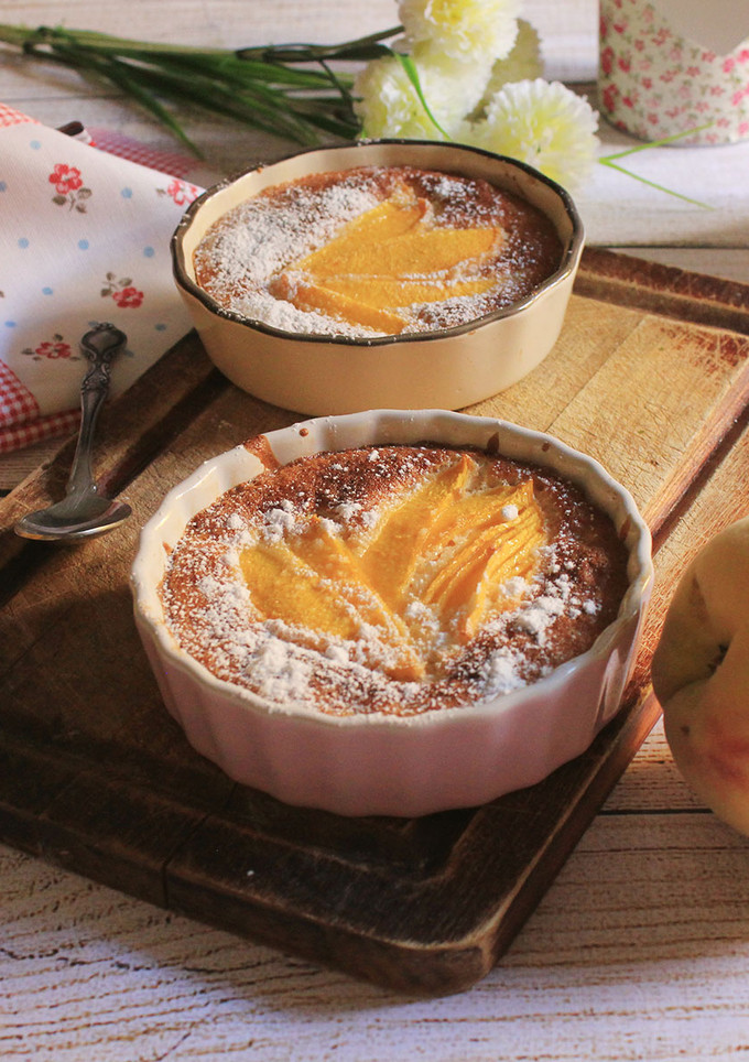 Una foto de Clafoutis de melocotón