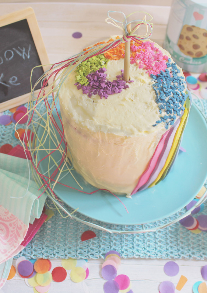 Una foto de Rainbow Cake