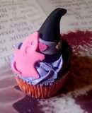 Cupcakes de caramelo y mora para Halloween