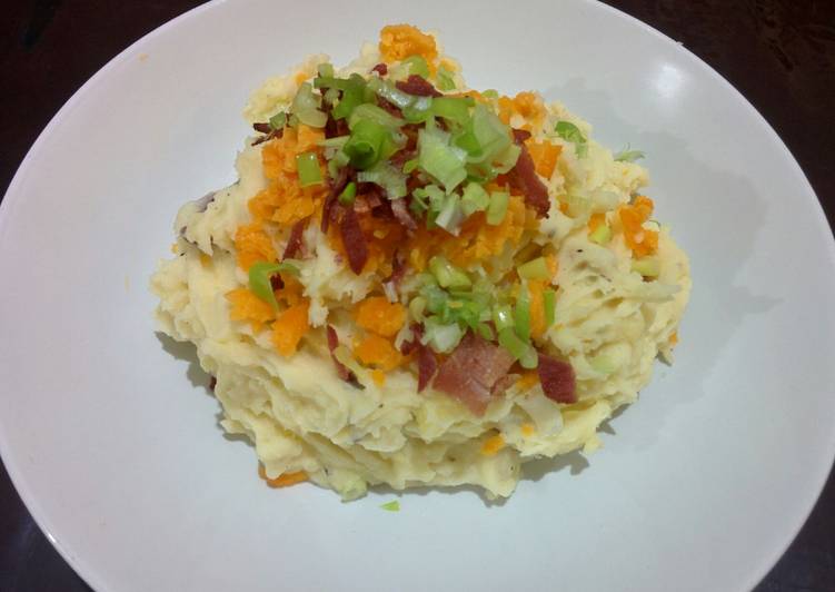 Langkah Mudah untuk Menyiapkan Creamy Mashed Potato with Bacon Bits yang Menggugah Selera