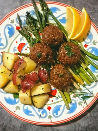 Easy Way Make Recipe Beef Meatballs w/ Roasted Potatoes and Spicy Asparagus that is Perfect, So Delicious}