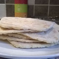 A picture of Yoghurt Flatbread.
