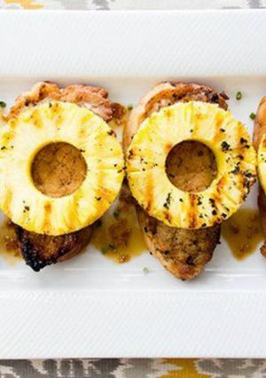 Una foto de Chuletas hawaianas.