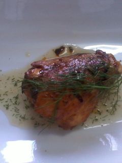 Una foto de Pollo con pistaches