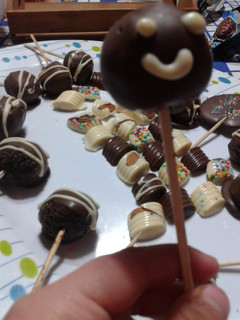 Una foto de Cake pops de oreo