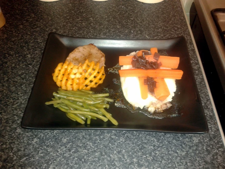 Recipe steak medallion with red wine reduction, crispy slice, butter mash & veg the  Makes Drooling Can spoil the tongue
