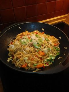Φωτογραφία της συνταγής Stir fry noodles με κοτόπουλο