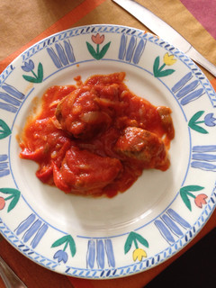 Una foto de Bonito con tomate