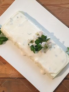 Una foto de Pudim de iogurte e menta