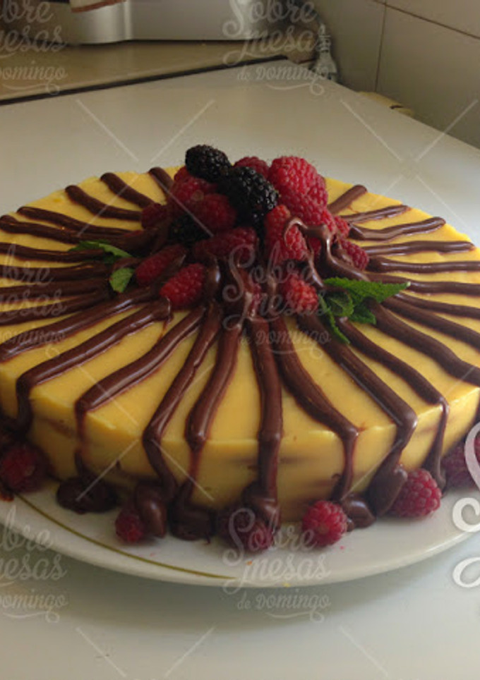 Una foto de Bolo de Bolacha com Creme de Pasteleiro