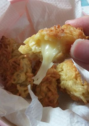 Foto resep Mozarella Sticks (Indomie Life Hack)