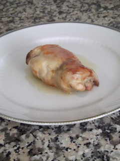 Una foto de Pollo al horno con su jugo