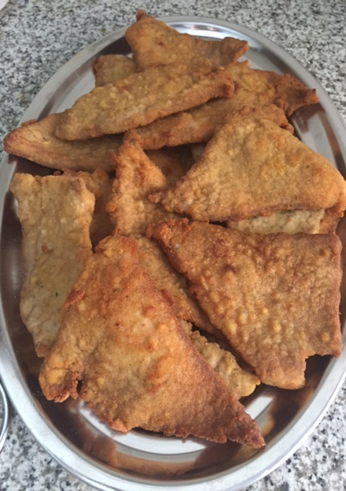 Una foto de Filetes empanados y buñuelos