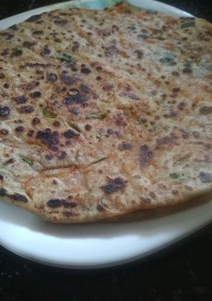 A picture of Thepla.