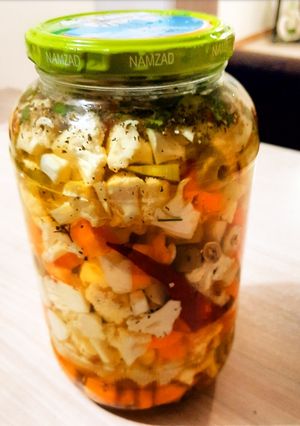 عکسی از دستور ترشی گل کلم