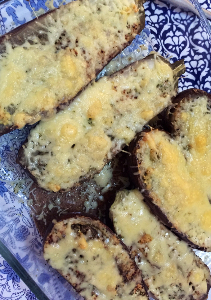 Una foto de Berenjenas picantes gratinadas