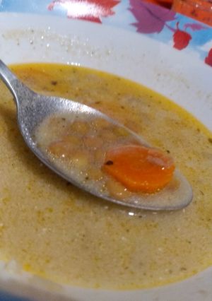 Tárkonyos lencseleves recept fotója