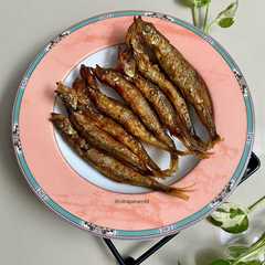 Ikan Shisamo Goreng রেসিপির প্রধান ছবি