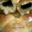 Roti isi coklat