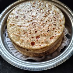 A picture of કોકોનેટ માવા પુરણપોળી.