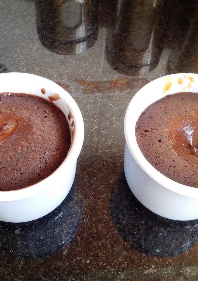 Una foto de Postre de Chocolate y Dulce de leche en Microondas