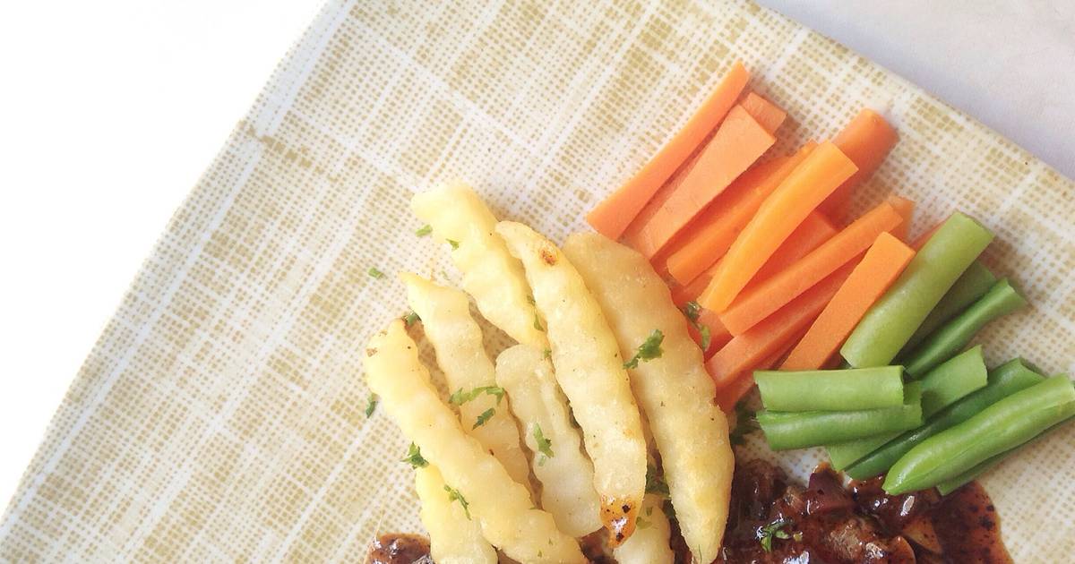 Resep Steak with Black Pepper Sauce oleh Edwina F Anandita Cookpad