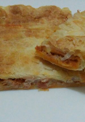 Una foto de Empanada de atún