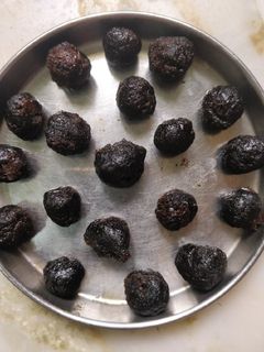 வல்லாரை ஓரியோ மிட்டாய் (Vallarai oreo mittai recipe in tamil) செய்முறை முக்கிய புகைப்படம்