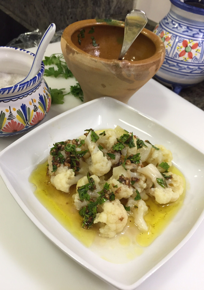 Una foto de Coliflor mediterránea al ajillo
