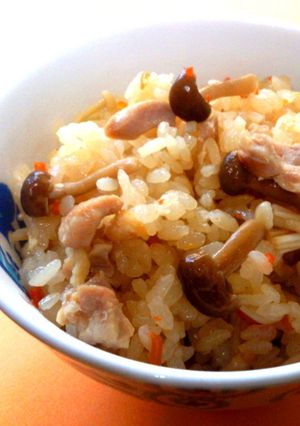 A picture of Easy and Delicious! Chicken and Shimeji Mushroom Rice.