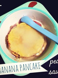 Foto resep Banana pancake with pear sauce