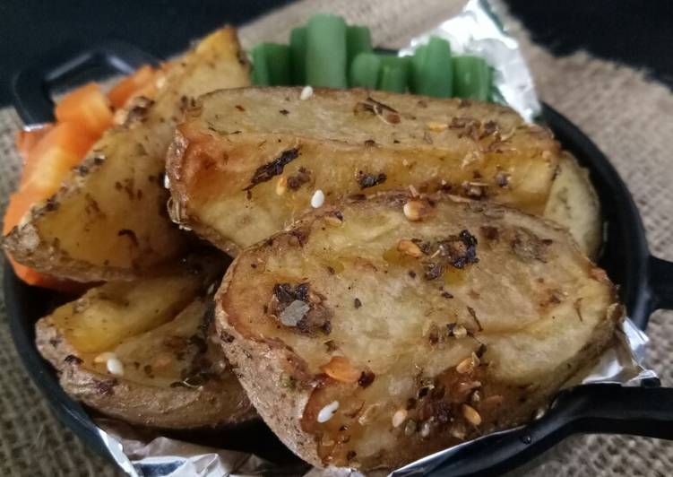 makanan Potato wedges spicy Jadi, Bisa Manjain Lidah