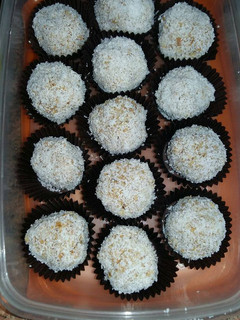 Una foto de Bolitas de coco
