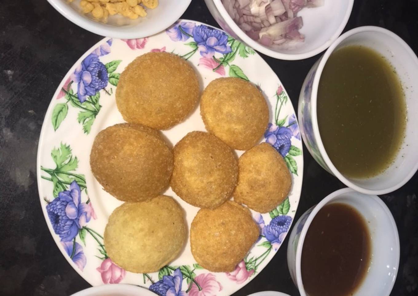 Spicy pani puri green water