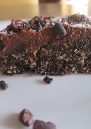 Una foto de Brownie crudivegano de chocolate