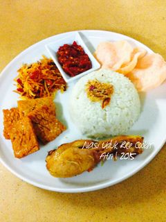 Foto resep Nasi Uduk Rice Cooker