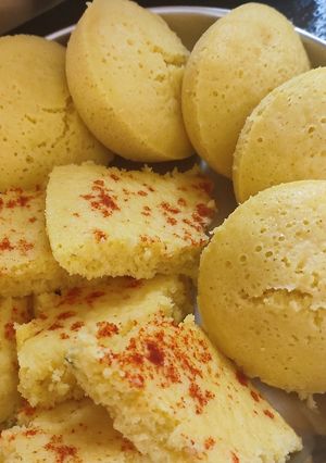 ખાટા ઢોકળાં (Khata Dhokla Recipe In Gujarati) રેસીપી મુખ્ય ફોટો