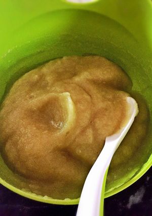 Foto resep Steam apel mix asparagus (MPASI)