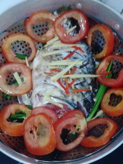 Hình của món Cá chép hấp gừng xả.