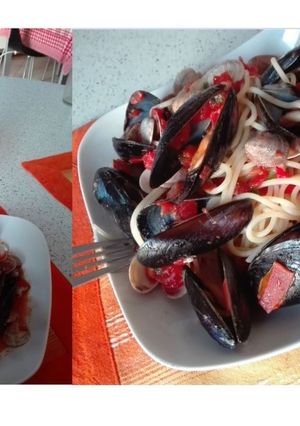 Foto di SOUTE' DI COZZE E VONGOLE o spaghetti cozze e vongole