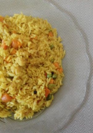صورة لوصفة الأرز بالبازلاء والجزر طعم خرااافي 😍