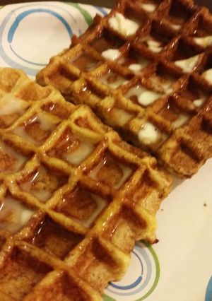 A picture of French Toast Waffles.