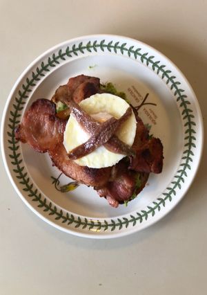 A picture of Avocado on Sourdough Combo.