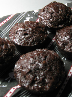 Mentás-csokis muffin recept fotója
