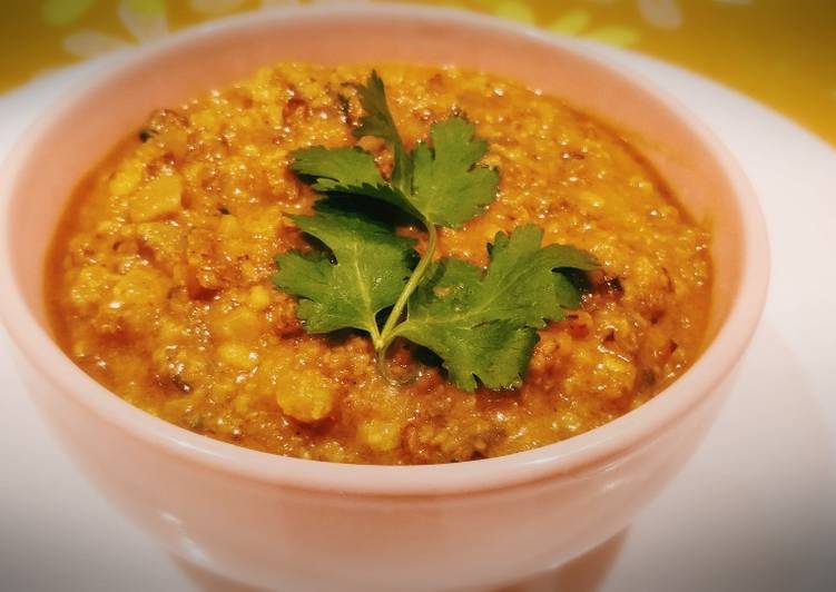 Banana flower vada curry