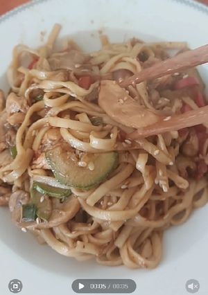 Φωτογραφία της συνταγής Noodles με κοτόπουλο!
