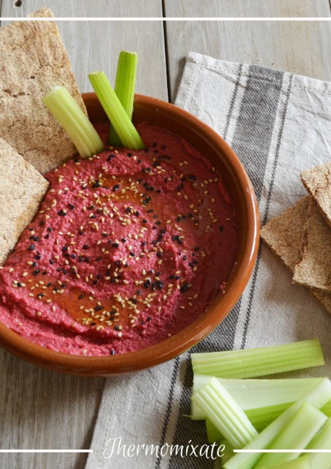 Una foto de Hummus de remolacha con Thermomix