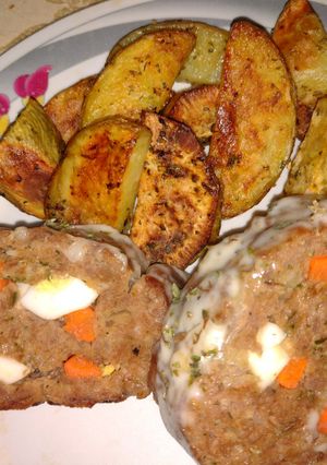 Una foto de Arrollado de Carne con Papas y Batatas!! 😌