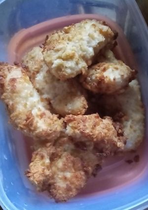 Una foto de Chicken tenders empanadas